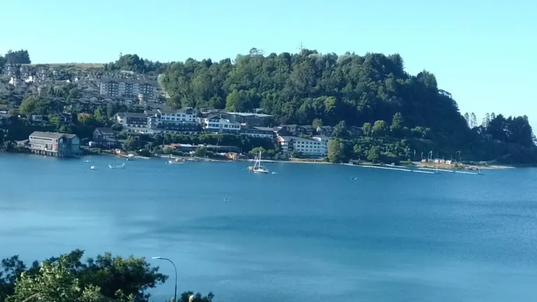 Avenida Costanera: Eje Central de Puerto Varas