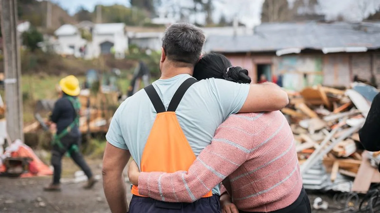 Rebaja de contribuciones beneficia a 120 familias de Puerto Varas tras el tornado del 25 de mayo