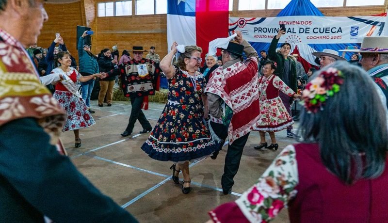 cochamo es sede de provincial de cueca del adulto mayor
