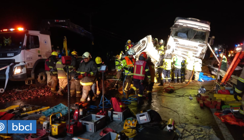 colision de camiones interrumpe ruta 5 sur entre puerto montt y pargua