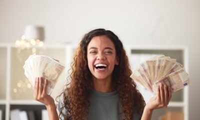 bonos y subsidios para mujeres en septiembre guia completa chile y peru