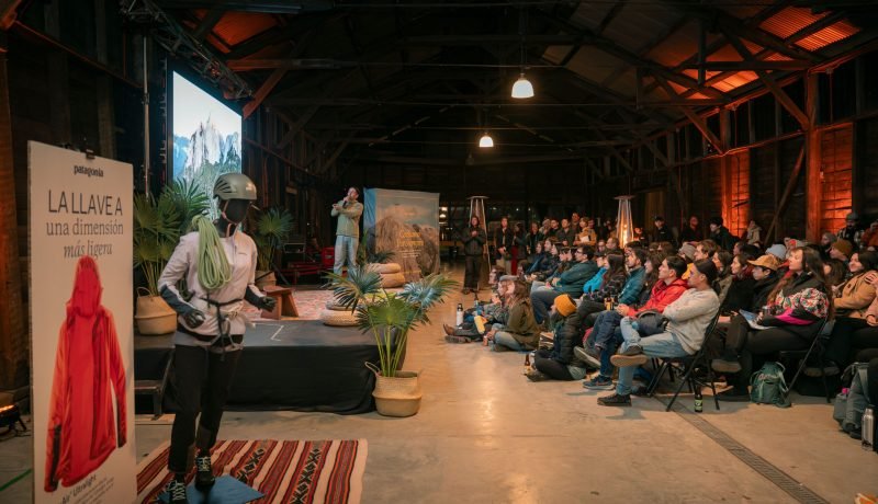 mas de 200 personas se reunen en puerto varas para impulsar la proteccion del valle cochamo