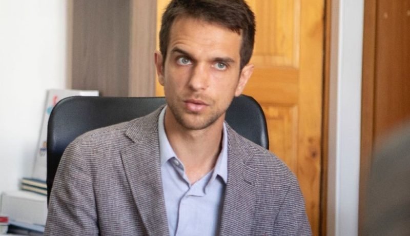 polémica en puerto varas: exalcalde bahamonde y contratación de "pandilleros"