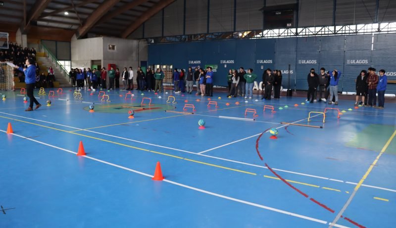 ulagos 360 miles de estudiantes exploraron sus carreras en puerto montt